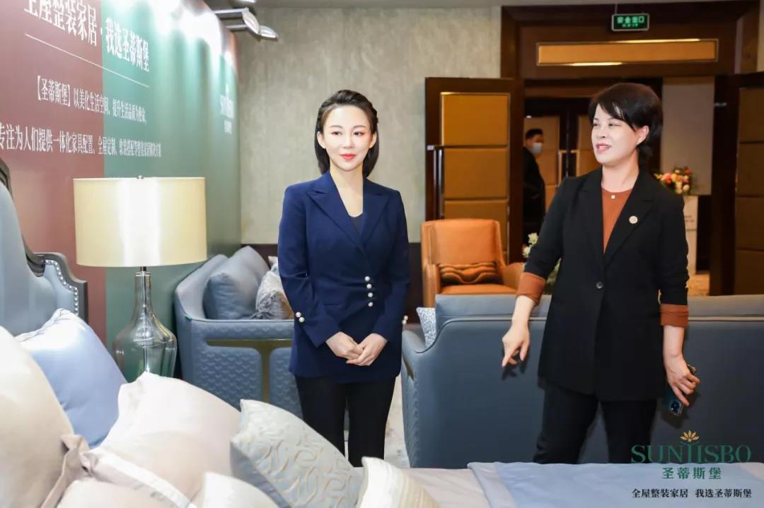 “九球天后”潘晓婷成为意昂体育品牌形象大使